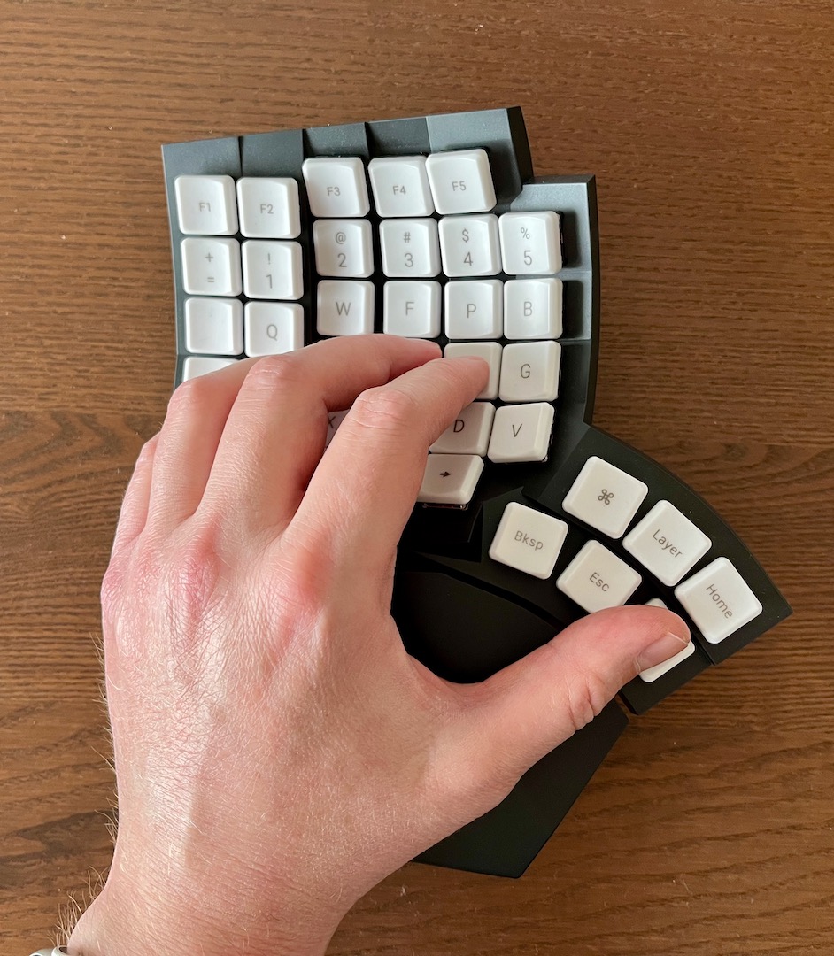 Glove80 thumb cluster